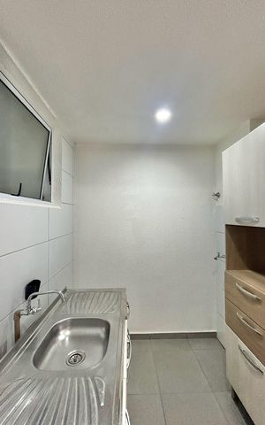 Apartamento para alugar com 57m², 2 quartos e 1 vagaCozinha e Área de Serviço