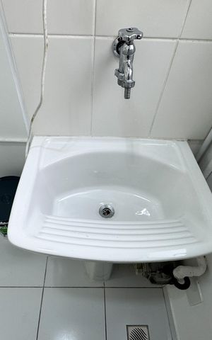 Apartamento para alugar com 48m², 2 quartos e 1 vaga Apartamento para alugar com 48m², 2 quartos e 1 vagaÁrea de Serviço