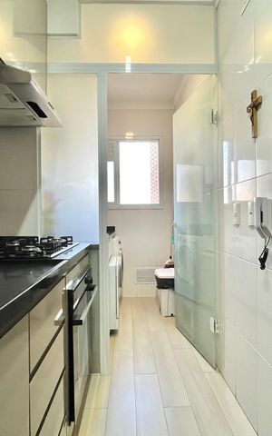 Apartamento à venda com 68m², 2 quartos e 1 vaga Apartamento à venda com 68m², 2 quartos e 1 vagaCozinha