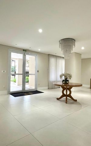 Apartamento à venda com 68m², 2 quartos e 1 vaga Apartamento à venda com 68m², 2 quartos e 1 vagaHall social