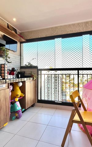 Apartamento à venda com 68m², 2 quartos e 1 vaga Apartamento à venda com 68m², 2 quartos e 1 vagaVaranda