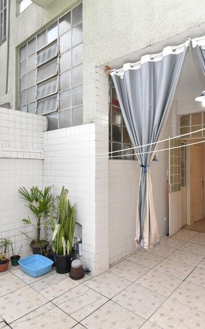 Apartamento à venda com 140m², 3 quartos e sem vagaÁrea de Serviço