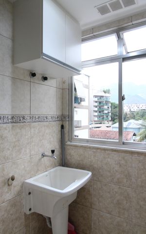 Apartamento à venda com 64m², 2 quartos e 1 vagaÁrea de Serviço