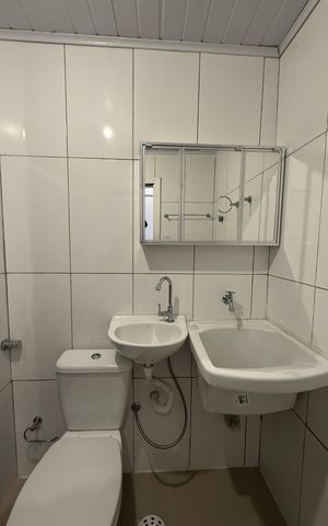 Studio para alugar com 28m², 1 quarto e sem vaga Studio para alugar com 28m², 1 quarto e sem vagaBanheiro social
