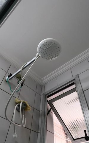 Apartamento à venda com 73m², 3 quartos e 1 vaga Apartamento à venda com 73m², 3 quartos e 1 vagaBanheiro da Suíte