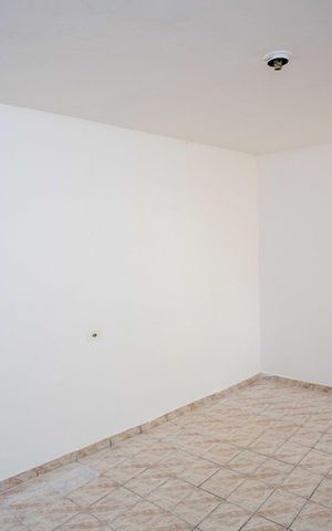Casa para alugar com 44m², 1 quarto e sem vagaQuarto