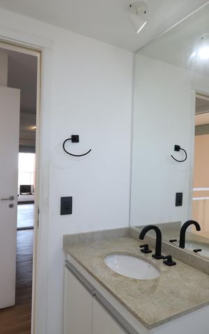 Apartamento à venda com 117m², 2 quartos e 2 vagasBanheiro da Suíte 1