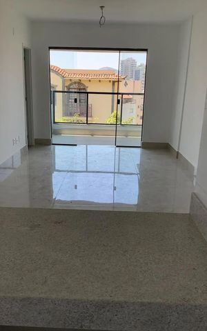 Apartamento à venda com 202m², 3 quartos e 3 vagas