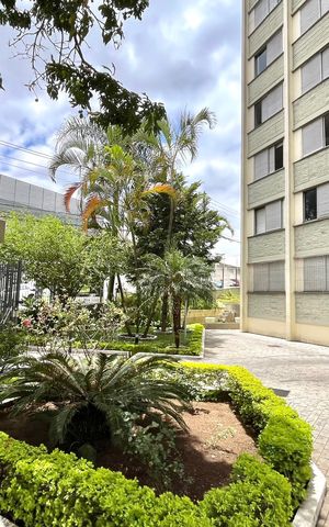 Apartamento à venda com 75m², 2 quartos e 1 vagaHall de entrada