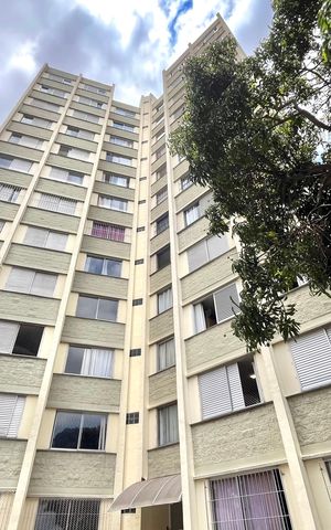 Apartamento à venda com 75m², 2 quartos e 1 vagaFachada