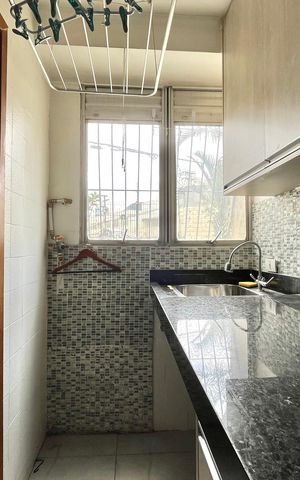 Apartamento à venda com 75m², 2 quartos e 1 vagaÁrea de Serviço