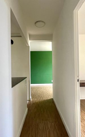 Apartamento à venda com 75m², 2 quartos e 1 vagaCorredor
