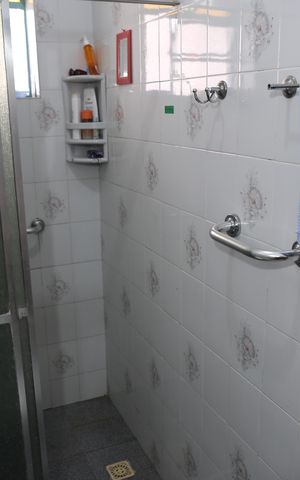 Casa à venda com 900m², 6 quartos e 2 vagasBanheiro social