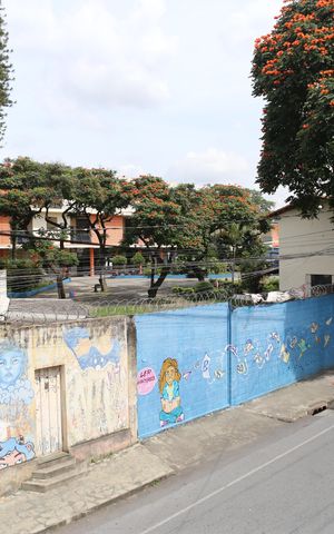 Casa à venda com 900m², 6 quartos e 2 vagasVista