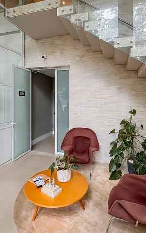 Studio para alugar com 30m², 1 quarto e 1 vaga Studio para alugar com 30m², 1 quarto e 1 vagaHall social
