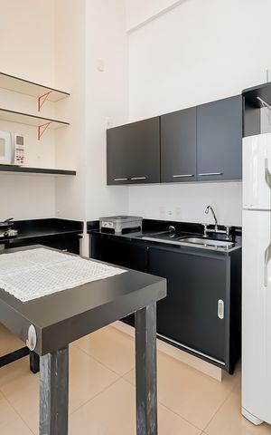 Studio para alugar com 30m², 1 quarto e 1 vaga Studio para alugar com 30m², 1 quarto e 1 vagaCozinha