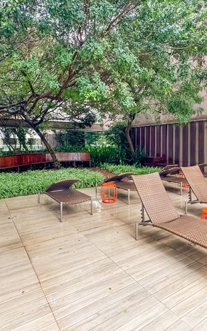 Studio para alugar com 30m², 1 quarto e 1 vaga Studio para alugar com 30m², 1 quarto e 1 vagaPiscina