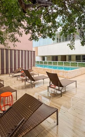 Studio para alugar com 30m², 1 quarto e 1 vaga Studio para alugar com 30m², 1 quarto e 1 vagaPiscina