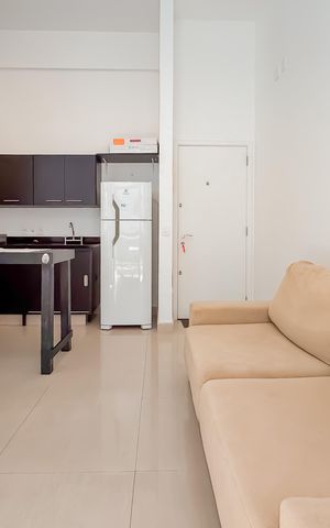 Studio para alugar com 30m², 1 quarto e 1 vaga Studio para alugar com 30m², 1 quarto e 1 vagaSala