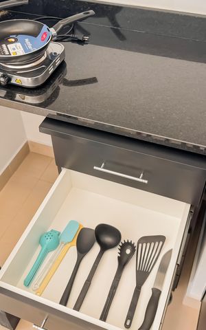 Studio para alugar com 30m², 1 quarto e 1 vaga Studio para alugar com 30m², 1 quarto e 1 vagaCozinha