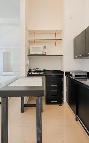 Studio para alugar com 30m², 1 quarto e 1 vaga Studio para alugar com 30m², 1 quarto e 1 vagaCozinha