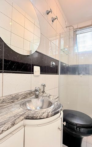 Apartamento à venda com 70m², 3 quartos e 1 vagaBanheiro da suíte