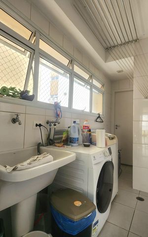 Apartamento à venda com 150m², 3 quartos e 3 vagas Apartamento à venda com 150m², 3 quartos e 3 vagasÁrea de Serviço