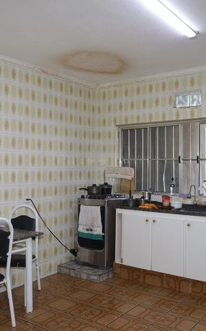 Casa à venda com 210m², 3 quartos e 2 vagasCozinha