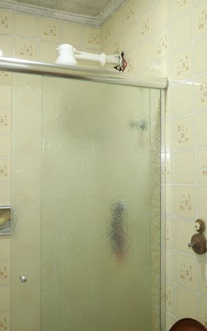 Casa à venda com 210m², 3 quartos e 2 vagasBanheiro Social