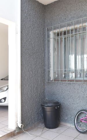 Casa à venda com 210m², 3 quartos e 2 vagasVaranda