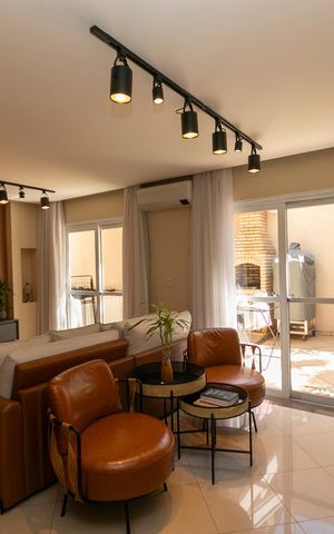 Casa de condomínio à venda com 190m², 3 quartos e 4 vagasSala
