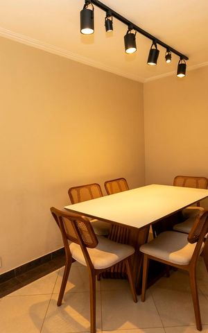 Casa de condomínio à venda com 190m², 3 quartos e 4 vagasSala