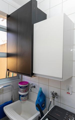 Casa de condomínio à venda com 190m², 3 quartos e 4 vagasÁrea de serviço
