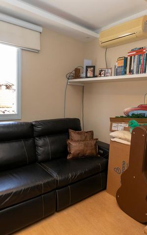 Casa de condomínio à venda com 190m², 3 quartos e 4 vagasQuarto