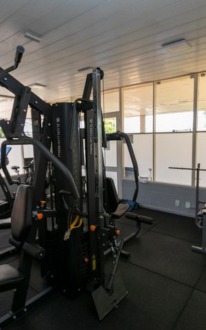 Casa de condomínio à venda com 190m², 3 quartos e 4 vagasÁrea externa