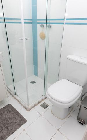 Casa de condomínio à venda com 190m², 3 quartos e 4 vagasBanheiro Suíte 2