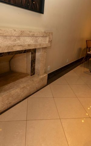 Casa de condomínio à venda com 190m², 3 quartos e 4 vagasSala