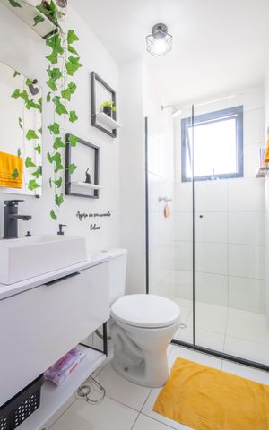 Apartamento à venda com 55m², 2 quartos e 1 vagaBanheiro Social