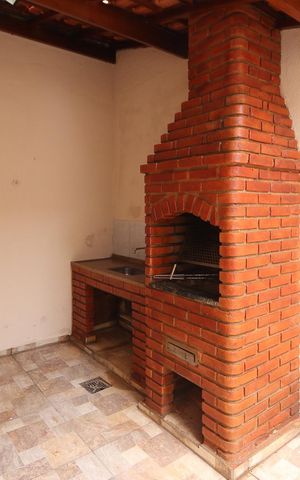 Casa à venda com 110m², 3 quartos e 2 vagas Casa à venda com 110m², 3 quartos e 2 vagasÁrea de Serviço