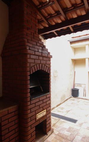 Casa à venda com 110m², 3 quartos e 2 vagas Casa à venda com 110m², 3 quartos e 2 vagasÁrea de Serviço