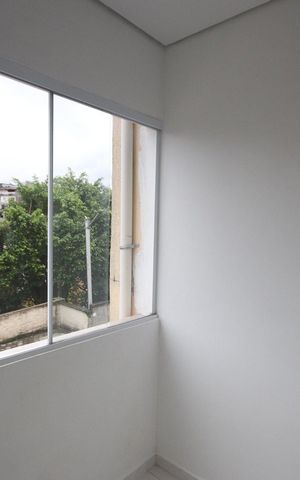 Casa à venda com 110m², 3 quartos e 2 vagas Casa à venda com 110m², 3 quartos e 2 vagasSala