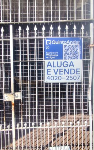 Casa para alugar com 300m², 4 quartos e 2 vagas Casa para alugar com 300m², 4 quartos e 2 vagasPlaca