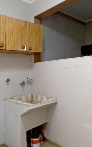 Apartamento para alugar com 135m², 3 quartos e 1 vagaÁrea de Serviço