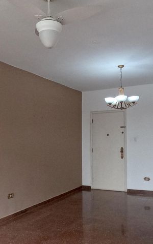 Apartamento para alugar com 135m², 3 quartos e 1 vagaSala