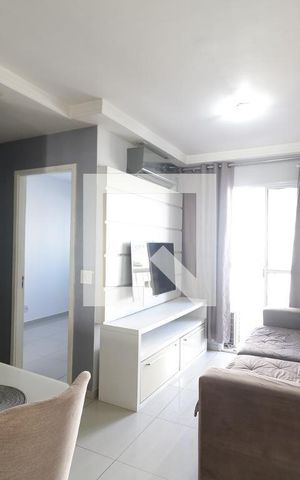 Apartamento à venda com 53m², 2 quartos e 1 vaga Apartamento à venda com 53m², 2 quartos e 1 vagaSala/cozinha
