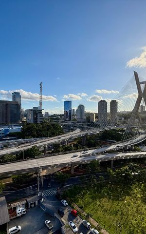 Apartamento à venda com 69m², 1 quarto e 1 vagaVista Sacada