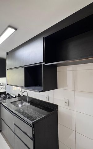 Apartamento para alugar com 90m², 2 quartos e 2 vagas Apartamento para alugar com 90m², 2 quartos e 2 vagasCozinha e Área de Serviço