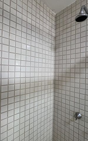 Apartamento para alugar com 90m², 2 quartos e 2 vagas Apartamento para alugar com 90m², 2 quartos e 2 vagasBanheiro da Suíte