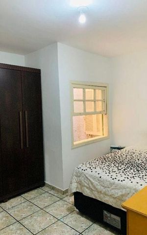 Casa à venda com 191m², 2 quartos e 2 vagas