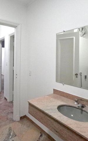 Apartamento para alugar com 113m², 2 quartos e 1 vagaBanheiro Social